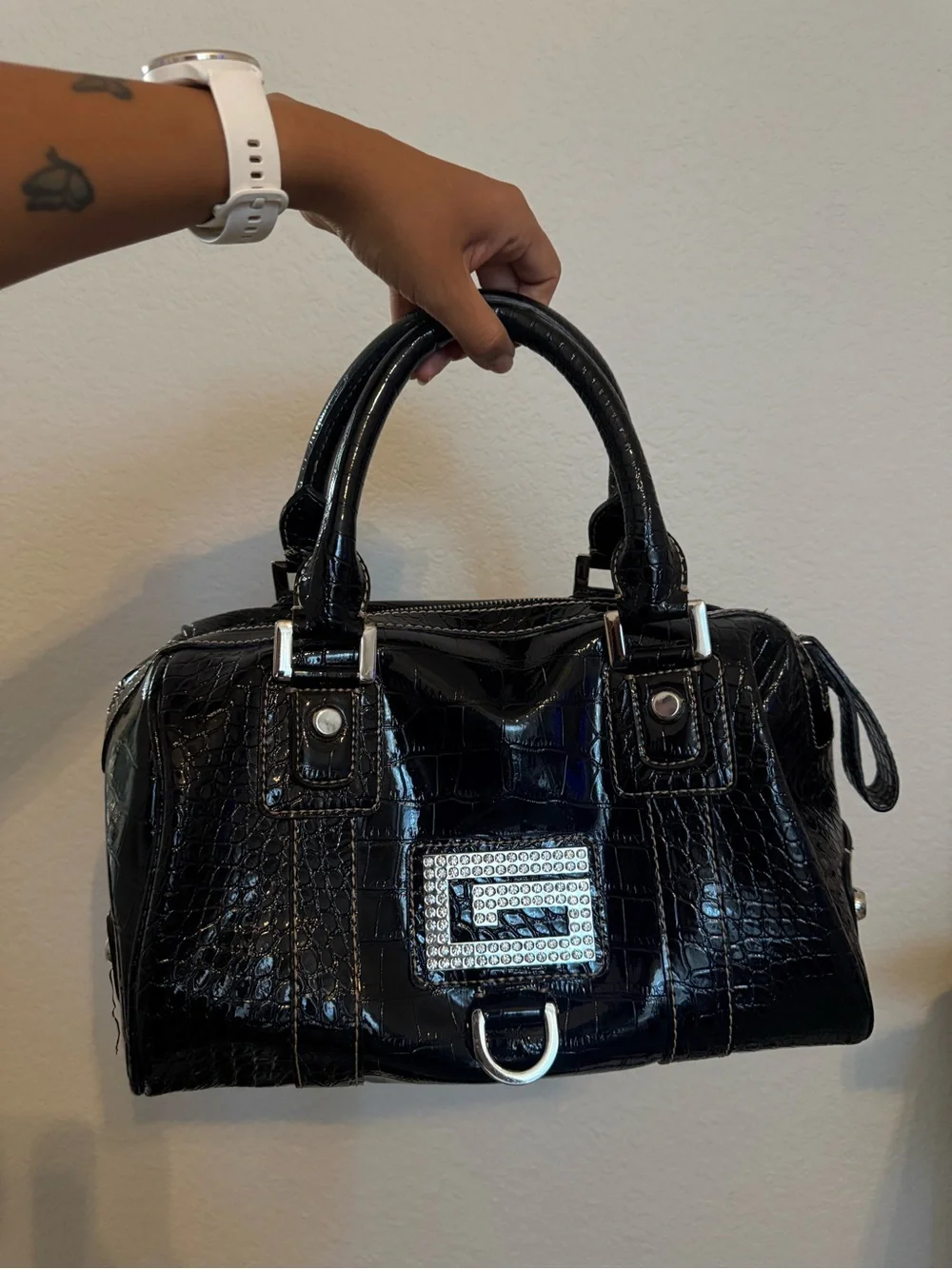 Guess | vintage Y2K black faux-croc patent leather